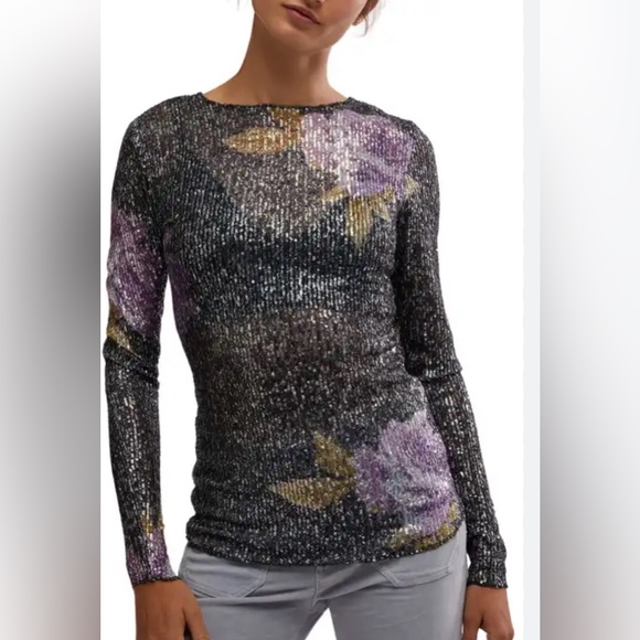 Tops - Free people gold rush Sequin Long Sleeve Top